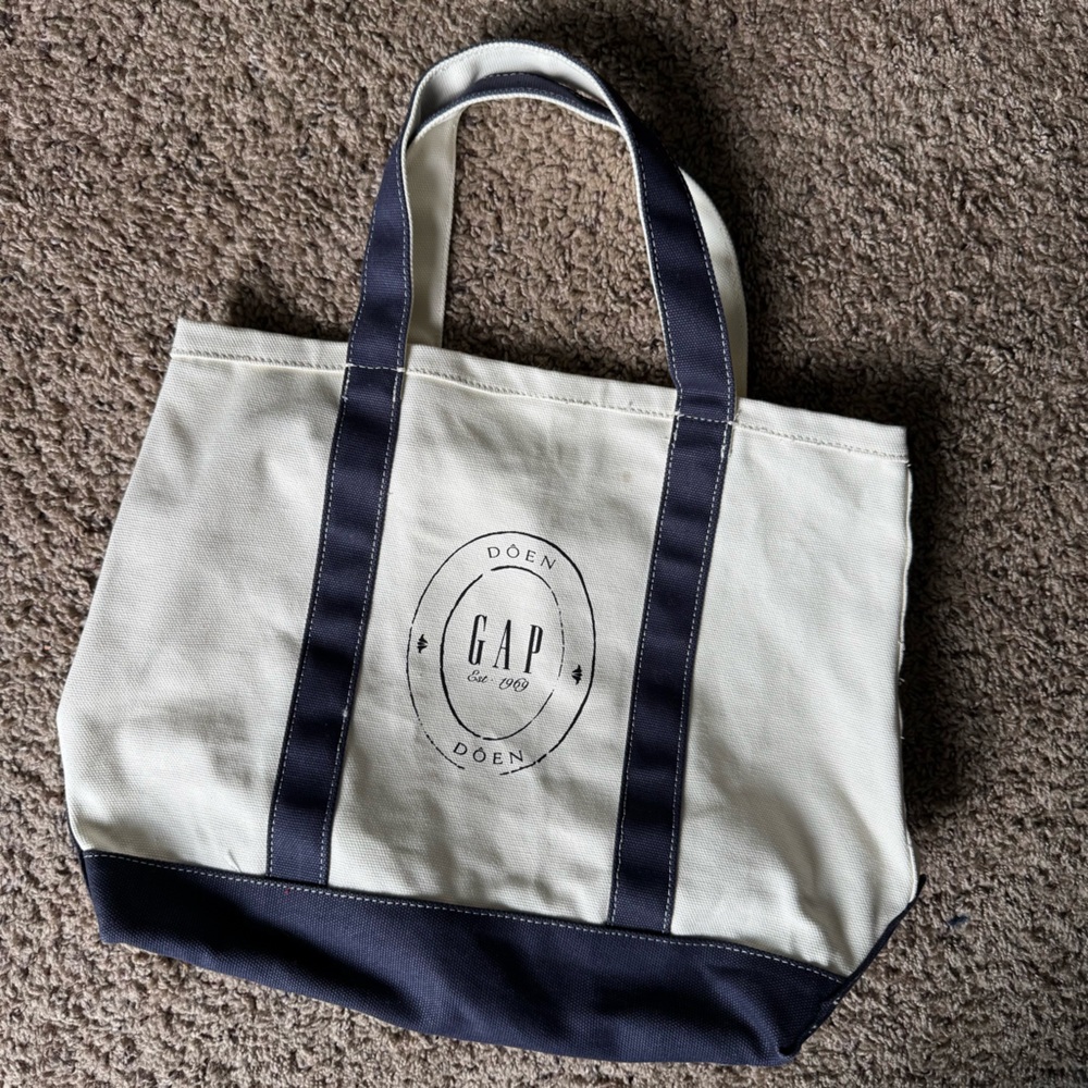 GAP Canvas Tote Bag in Cream and Navy
